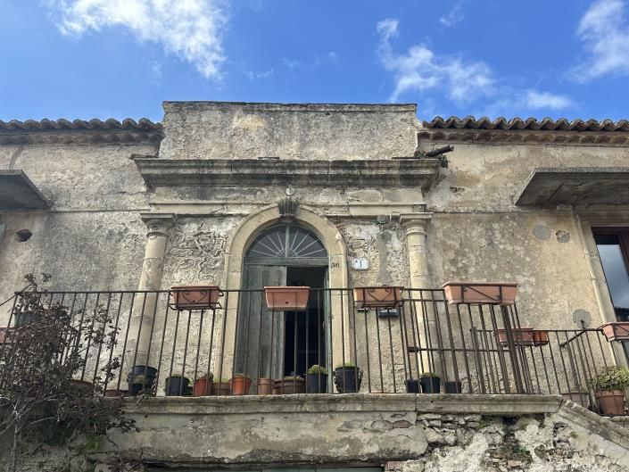 Image No.6-3 Bed Villa / Detached for sale