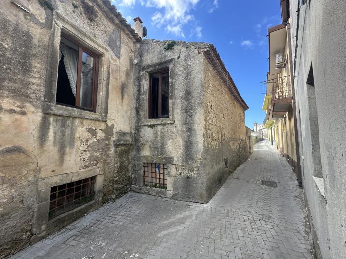 Image No.8-3 Bed Villa / Detached for sale