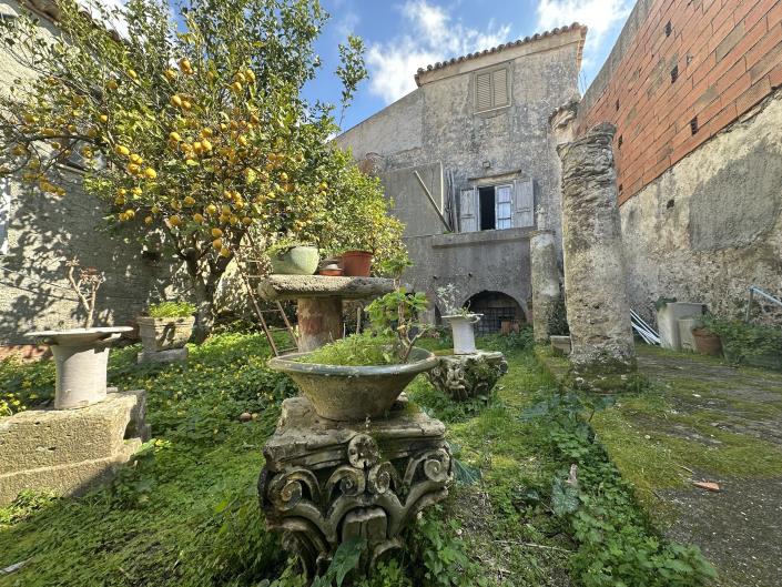 Image No.19-3 Bed Villa / Detached for sale