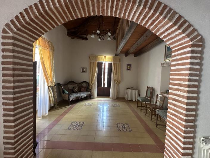 Image No.32-3 Bed Villa / Detached for sale