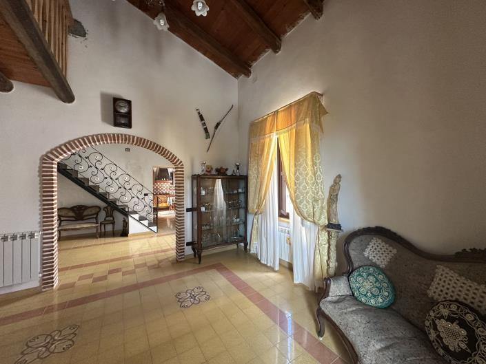 Image No.31-3 Bed Villa / Detached for sale