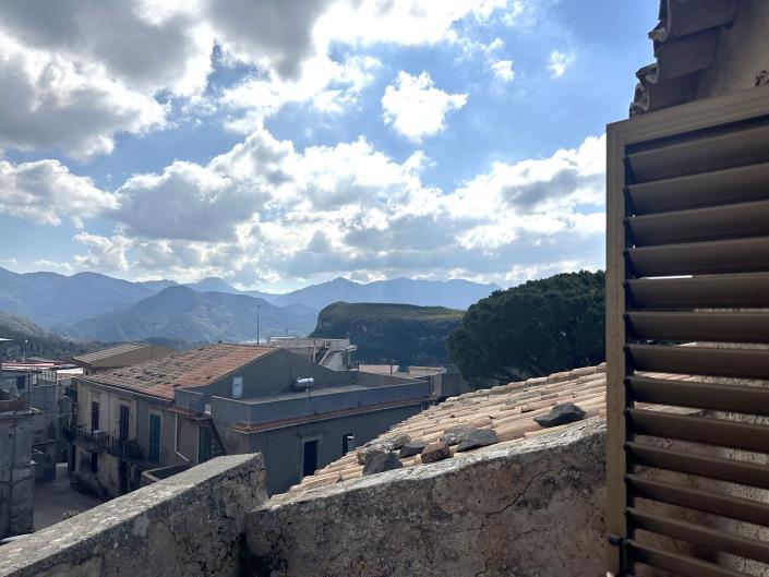 Image No.48-3 Bed Villa / Detached for sale