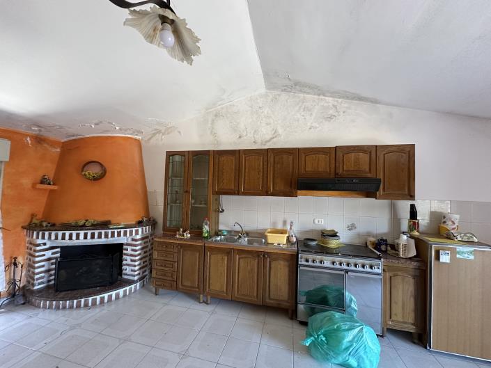 Image No.12-2 Bed Townhouse for sale