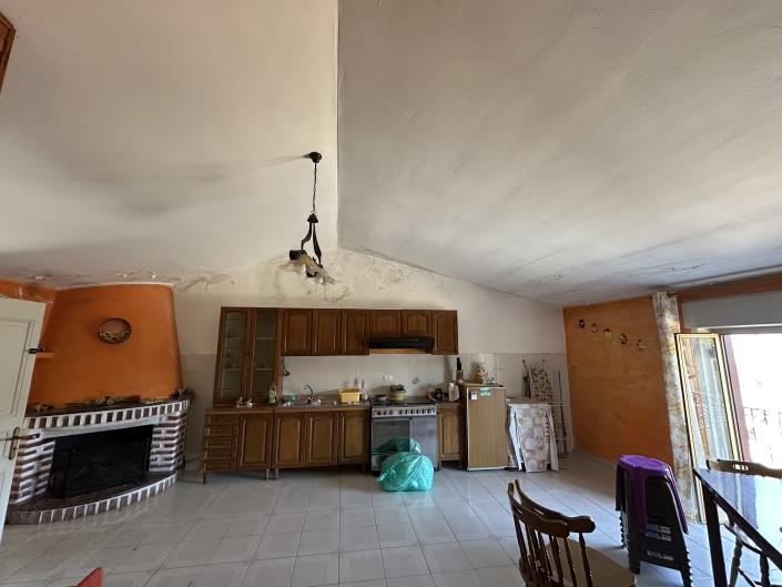 Image No.19-2 Bed Townhouse for sale