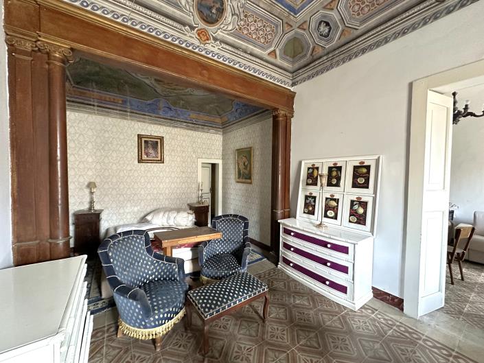 Image No.23-3 Bed Property for sale