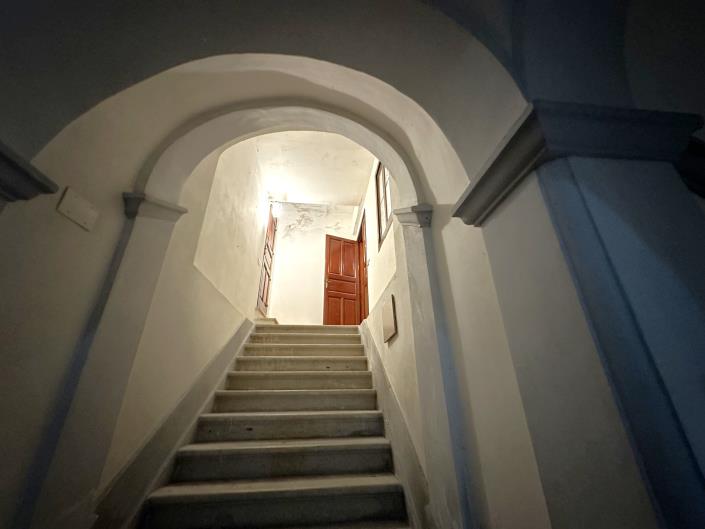 Image No.46-3 Bed Property for sale