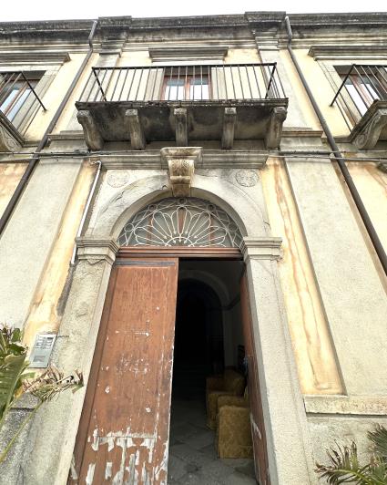 Image No.47-3 Bed Property for sale