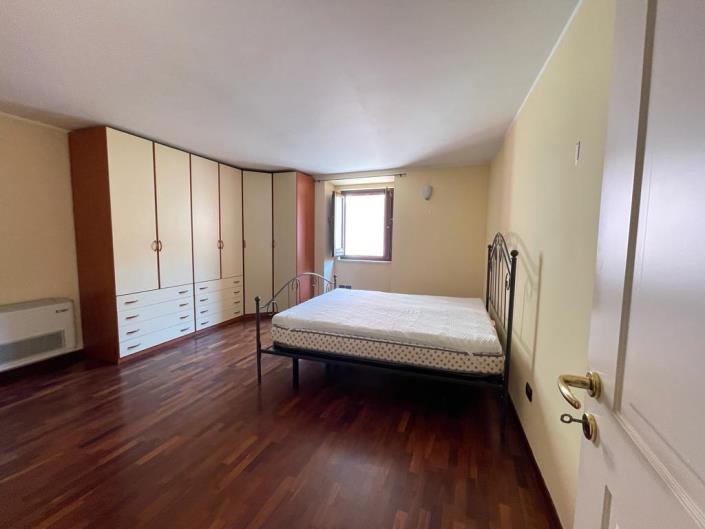 Image No.29-2 Bed Apartment for sale