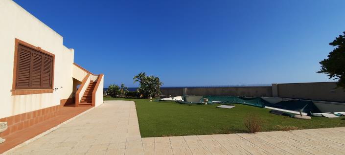 Image No.29-4 Bed Villa / Detached for sale