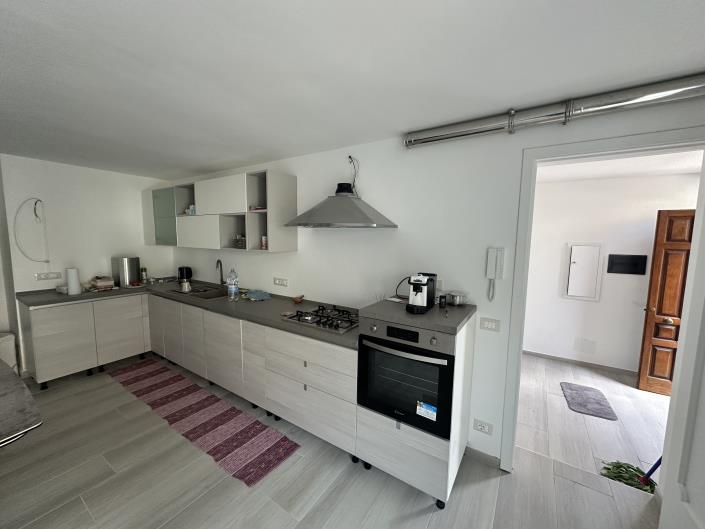 Image No.17-4 Bed Townhouse for sale