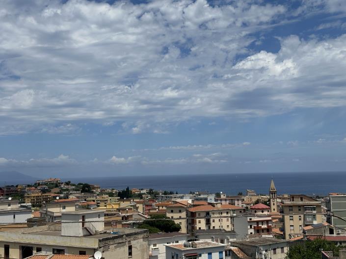 Image No.27-4 Bed Townhouse for sale