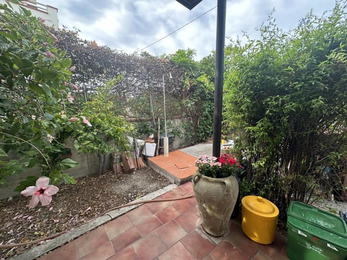 Image No.29-3 Bed Semi-Detached for sale