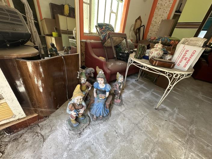 Image No.53-3 Bed Villa / Detached for sale