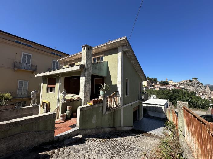 Image No.7-3 Bed Villa / Detached for sale