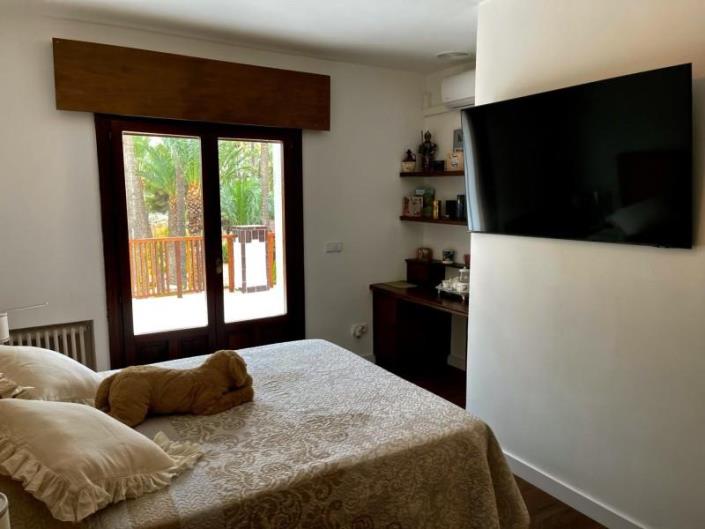 Image No.25-5 Bed Villa for sale