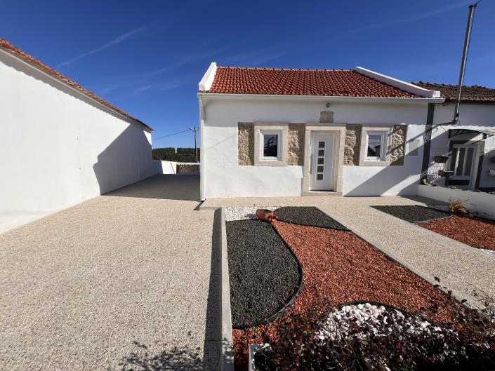 Image No.2-3 Bed House for sale