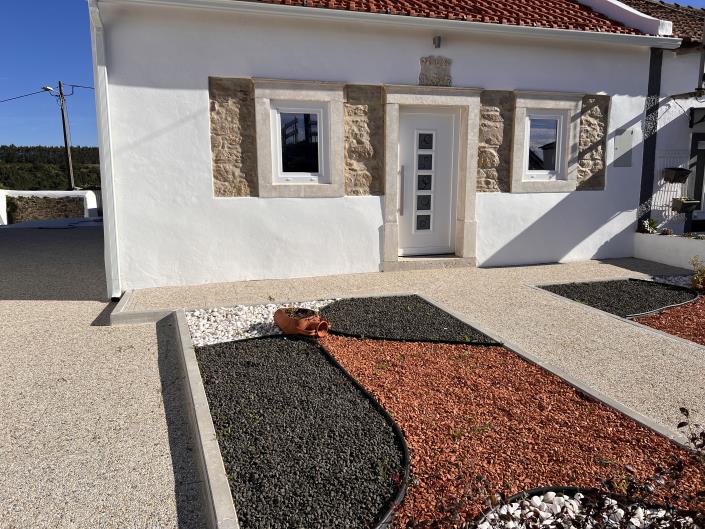 Image No.1-3 Bed House for sale