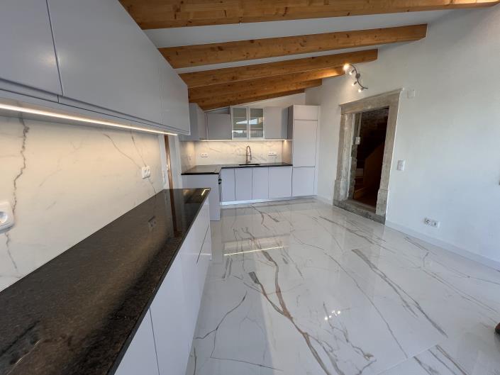 Image No.15-3 Bed House for sale