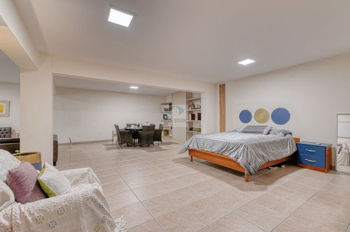 Image No.10-6 Bed Villa for sale