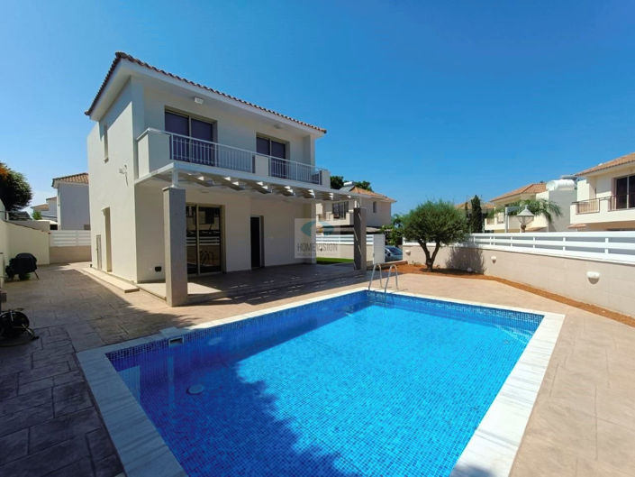 Image No.2-3 Bed Villa for sale