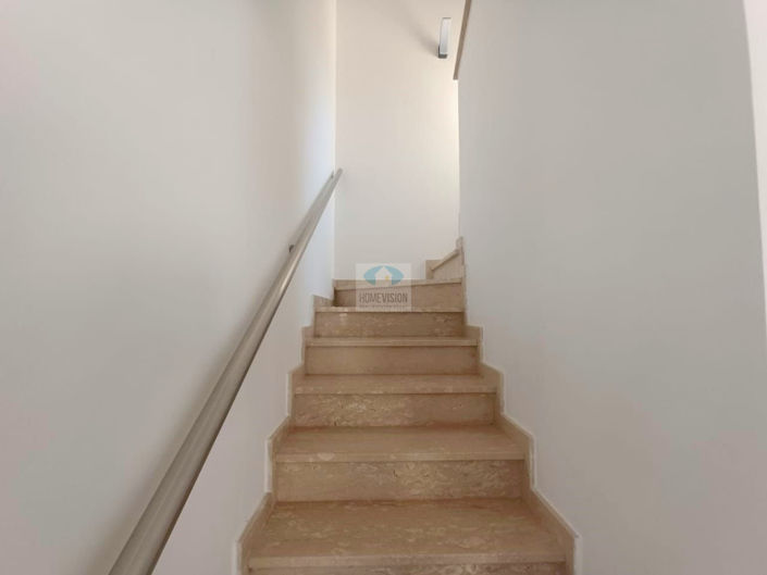 Image No.9-3 Bed Villa for sale