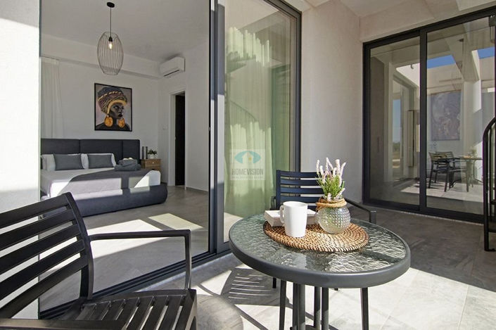 Image No.10-3 Bed Villa for sale