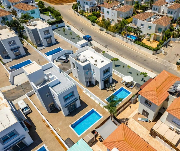 Image No.12-3 Bed Villa for sale