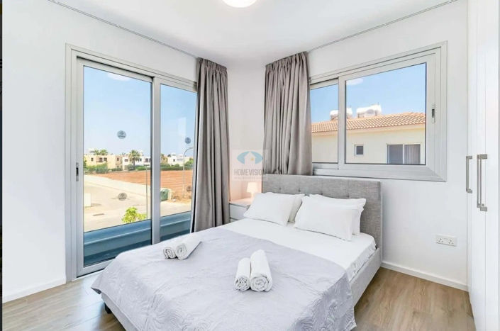 Image No.7-3 Bed Villa for sale