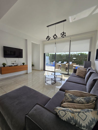 Image No.5-3 Bed Villa for sale