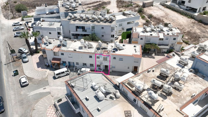 Image No.1-2 Bed Townhouse for sale
