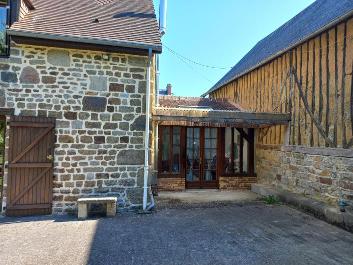 Image No.4-3 Bed Country Property for sale