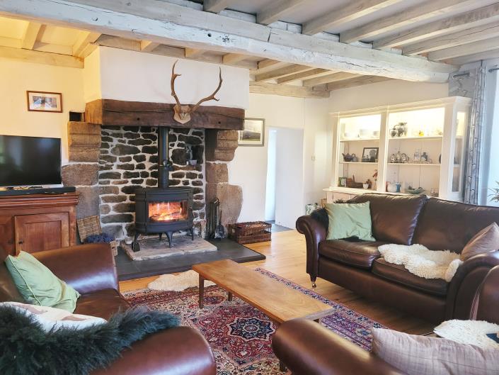 Image No.5-3 Bed Country Property for sale