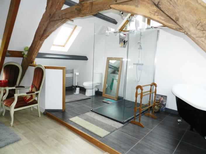 Image No.15-3 Bed Country Property for sale