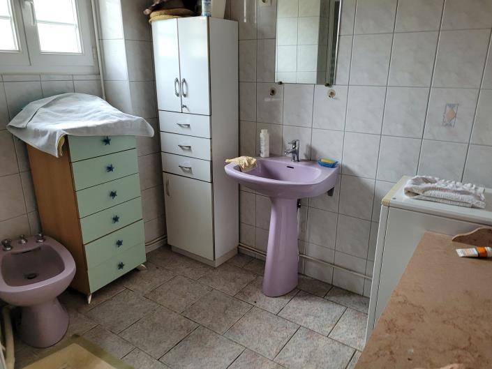 Image No.9-2 Bed Cottage for sale