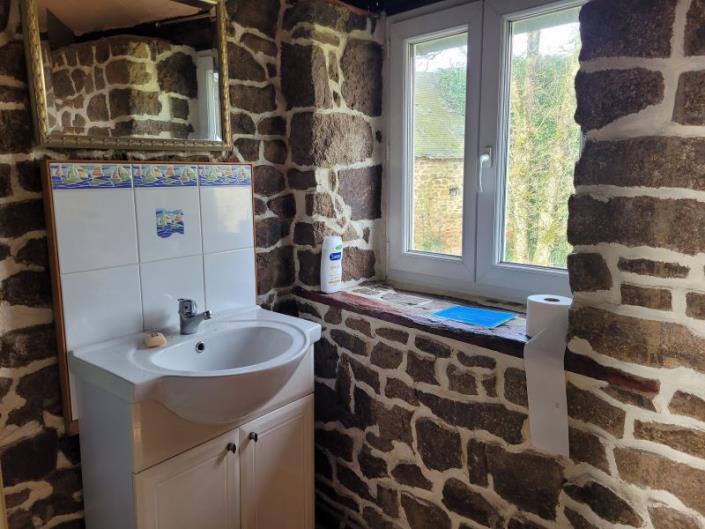 Image No.31-3 Bed Gite for sale