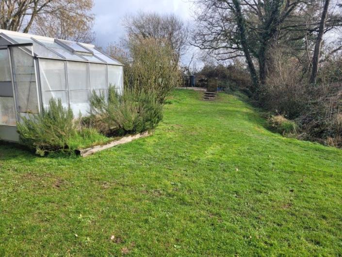 Image No.40-3 Bed Gite for sale