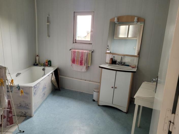 Image No.9-4 Bed Village House for sale