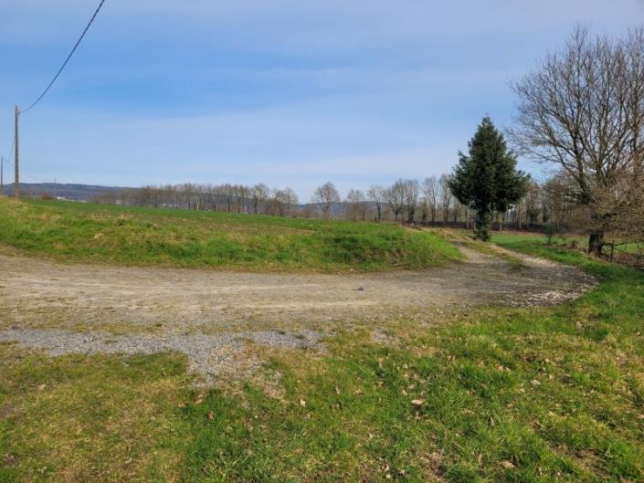 Image No.8-3 Bed Country Property for sale