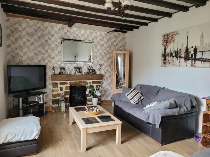 Image No.21-3 Bed Country Property for sale