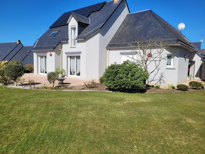 Image No.2-4 Bed House/Villa for sale