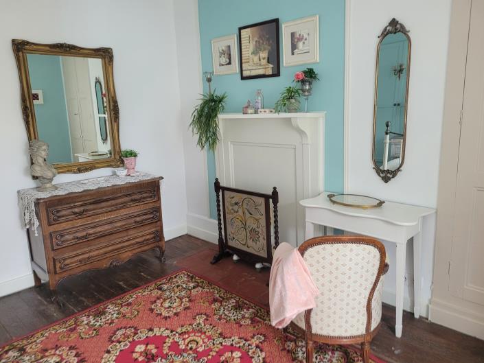 Image No.9-2 Bed Cottage for sale