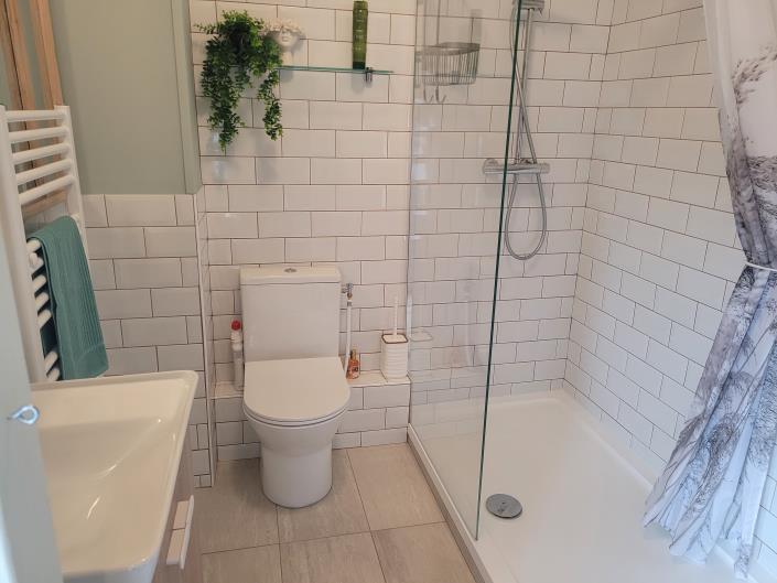 Image No.11-2 Bed Cottage for sale