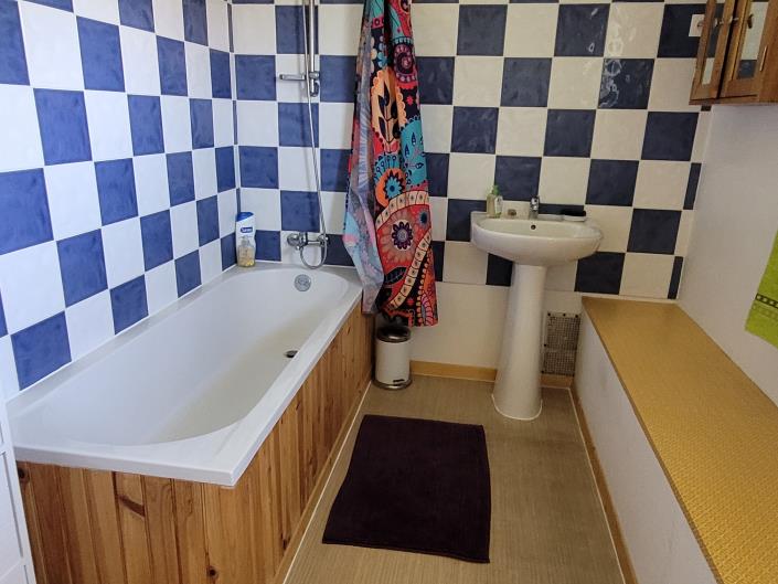 Image No.16-4 Bed Country Property for sale