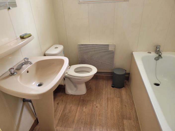 Image No.7-2 Bed Cottage for sale