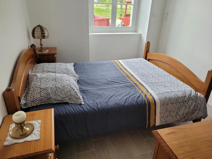 Image No.12-7 Bed Country House for sale