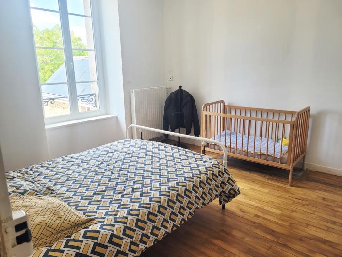 Image No.33-7 Bed Country House for sale