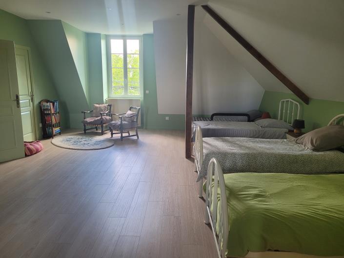 Image No.37-7 Bed Country House for sale