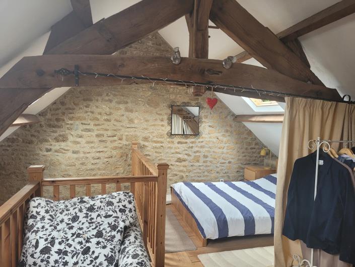 Image No.12-4 Bed Cottage for sale