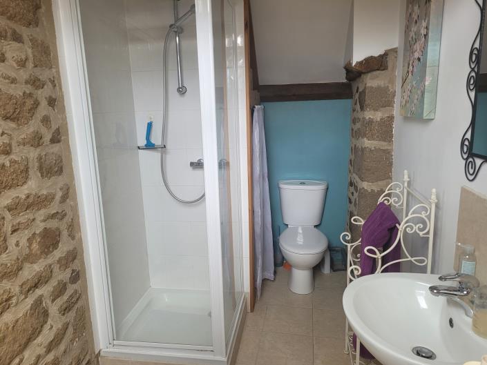 Image No.16-4 Bed Cottage for sale