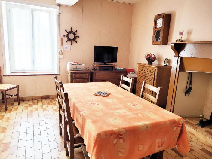 Image No.2-3 Bed Cottage for sale